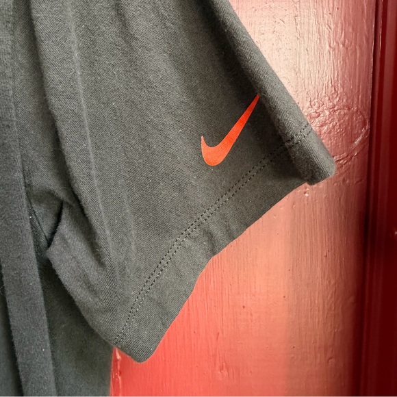 Cleveland Browns Nike Tee - Picture 4 of 5